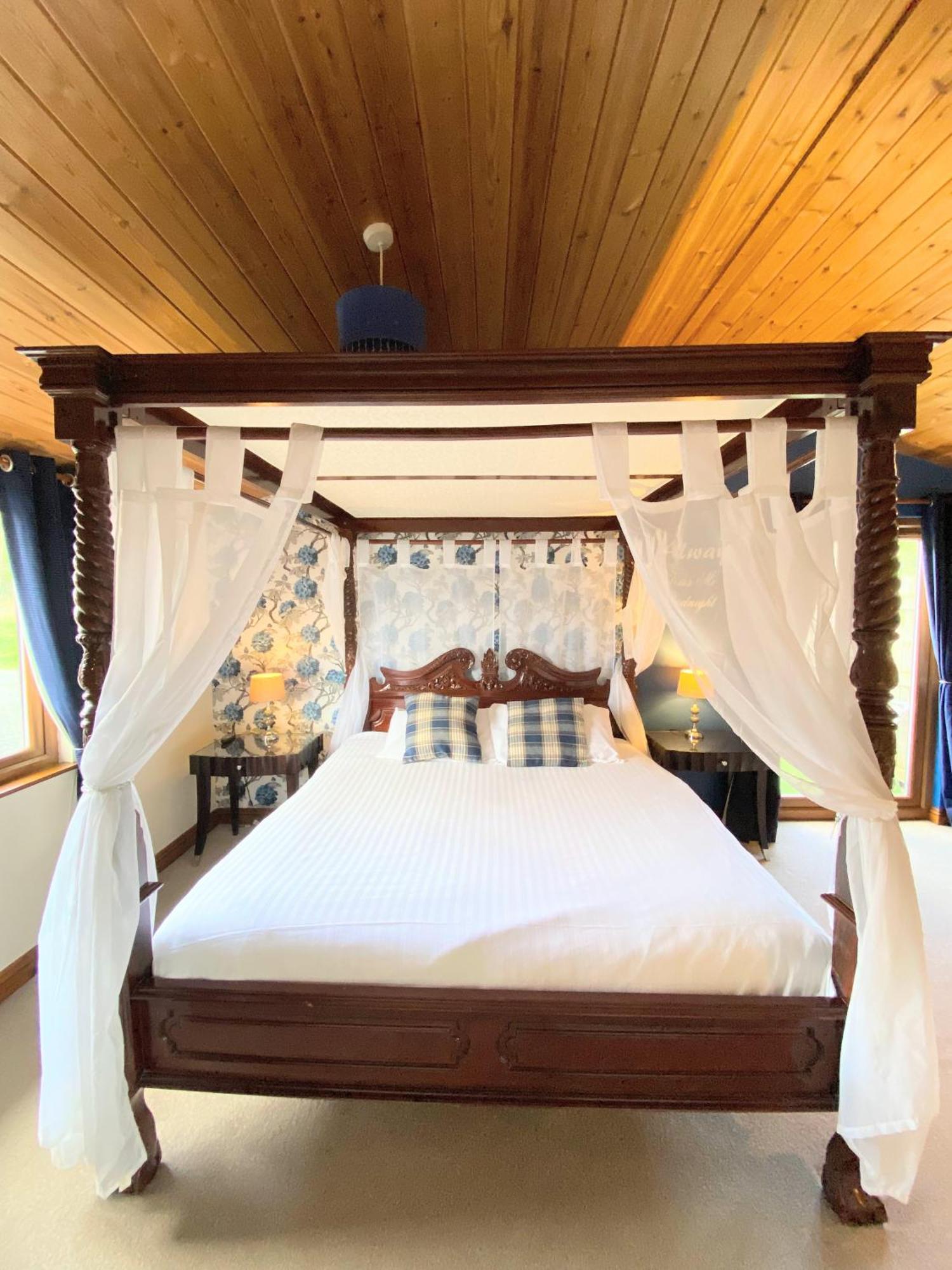 Lomond 5 With Private Hot Tub - Fife - Loch Leven - Lomond Hills - Pet Friendly Villa Kelty Dış mekan fotoğraf