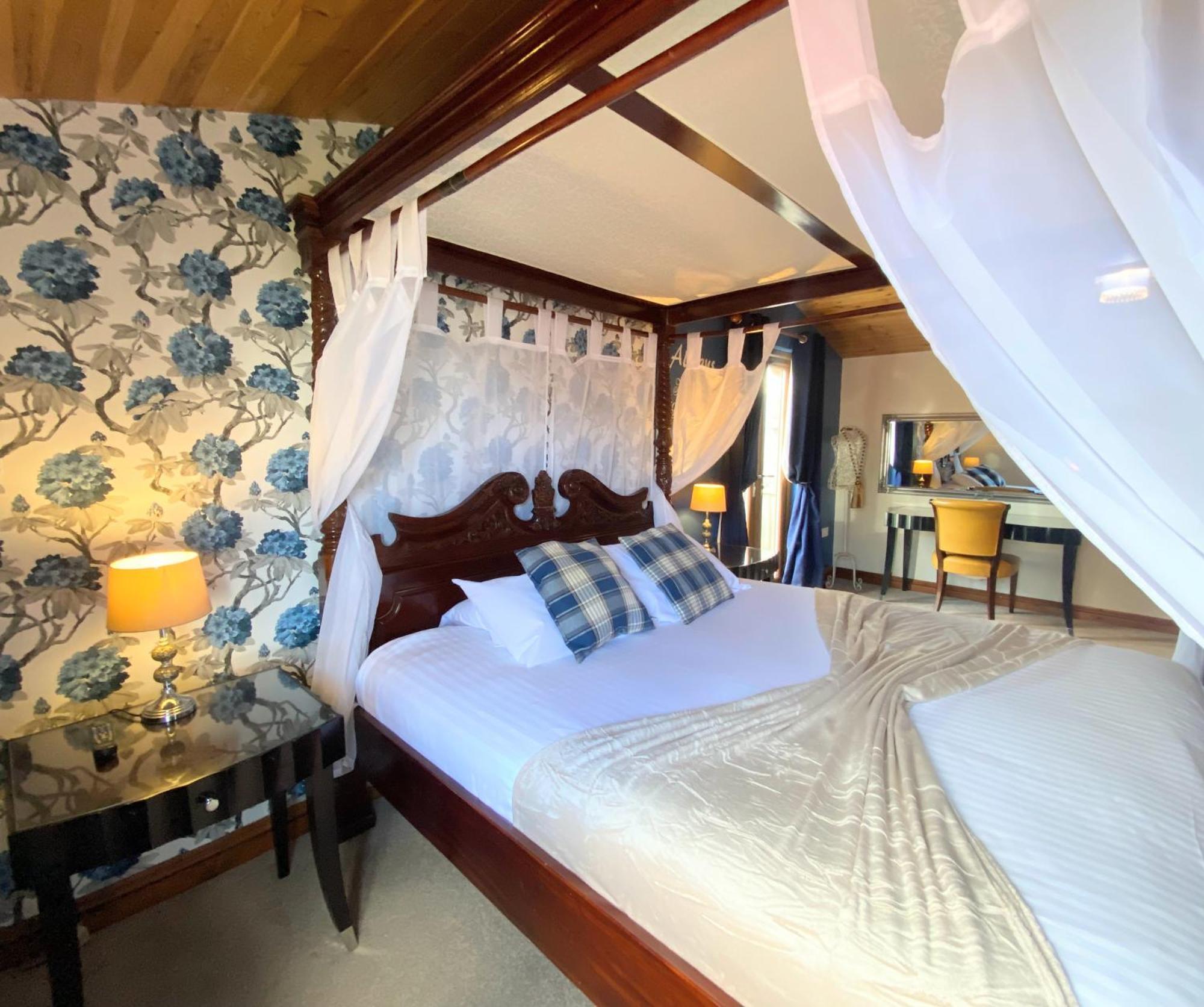 Lomond 5 With Private Hot Tub - Fife - Loch Leven - Lomond Hills - Pet Friendly Villa Kelty Dış mekan fotoğraf